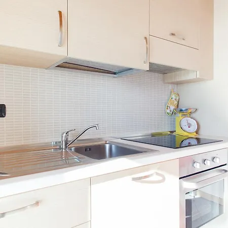 Apartment Borgo Dei Glicini Halldis Parzanica